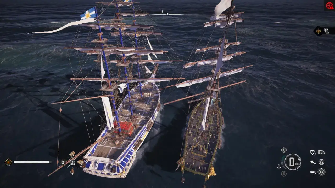 Zwei Brigantine Schiffe segeln nebeneinander auf dem offenen Meer.